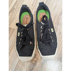 Cariuma Sneakers Unisex Wo 7/Mens 5.5 Black Canvas OCA Low Top Lace-Up Classic